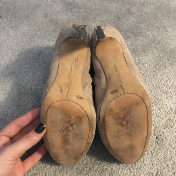 Vince Camuto taupe suede heel booties - Picture 6 of 6